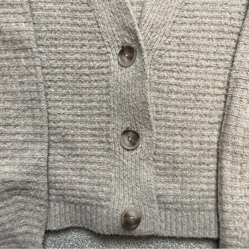 Universal Thread Beige Ribbed Cardigan - Picture 2 of 3